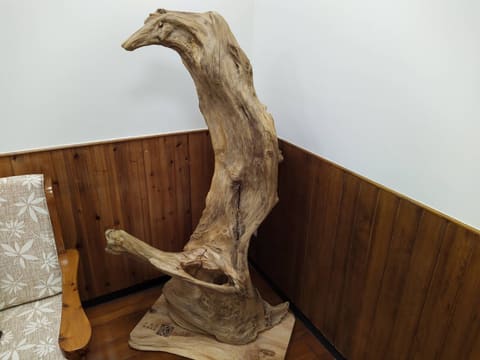 客廳-貴重木