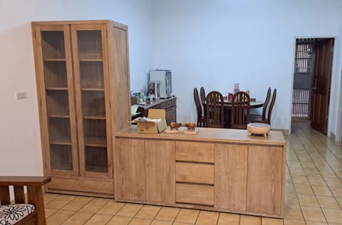 餐廳-餐櫃