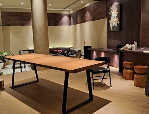 餐廳-餐桌