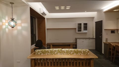 客廳-組椅 電視櫃-390