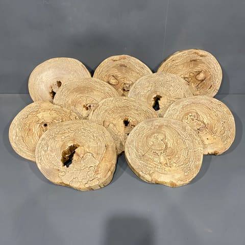 22887 牛樟茶盤-21*19*(以實品為主)